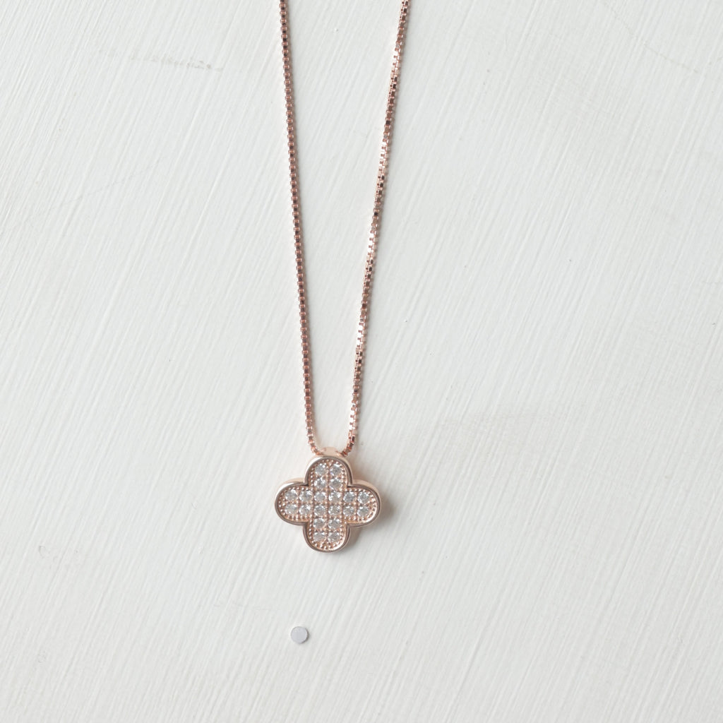The Sparkling Petal Rose Gold Chain