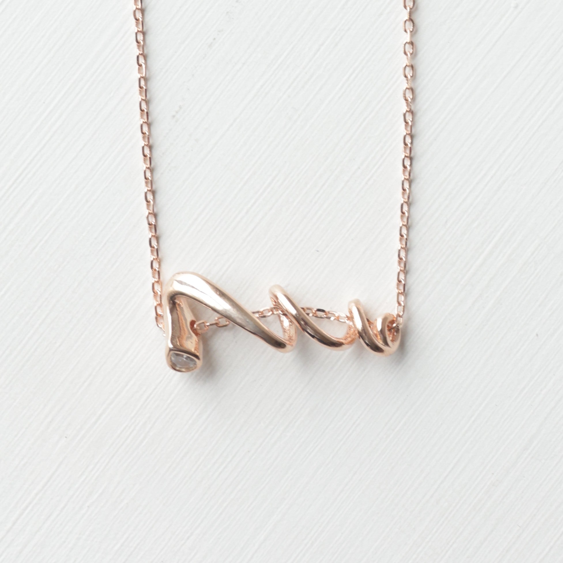 The Serpentine Solitaire Necklace
