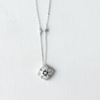 The Vintage Diamond-Shape Station Chain