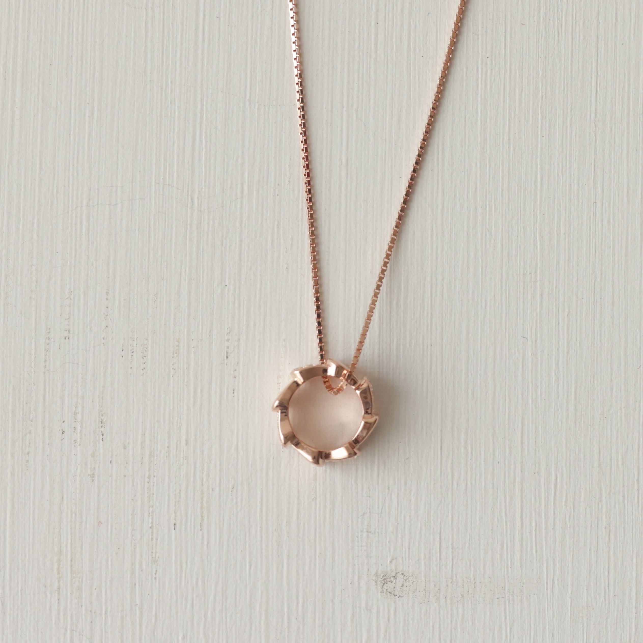 The Hourglass Pendant Necklace