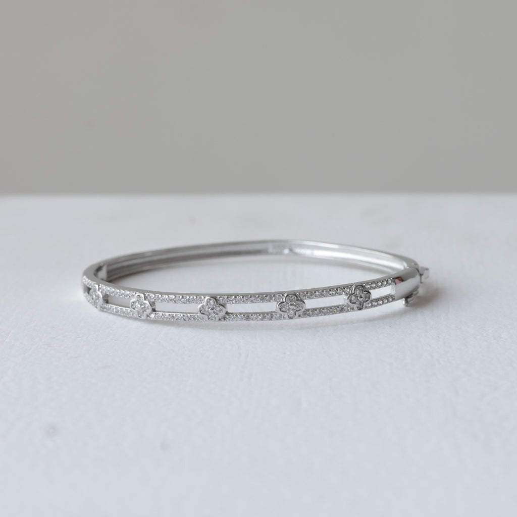 Pavé Quatrefoil 92.5 Silver Statement Kada