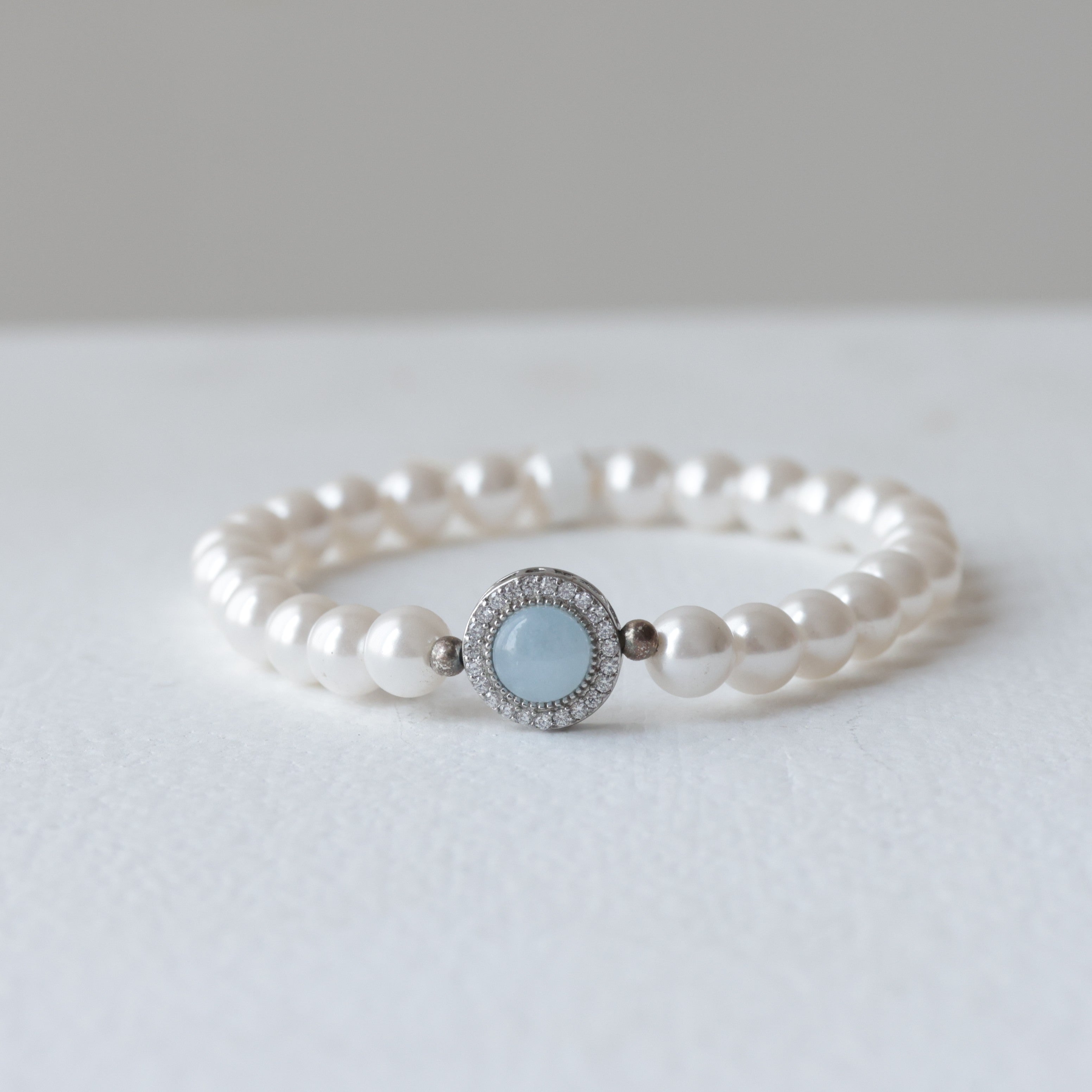 The Pearlescent Blue Halo 92.5 Silver Bracelet