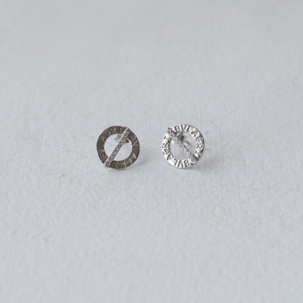 The Engraved Disc & Crystal Bar 92.5 Silver Studs