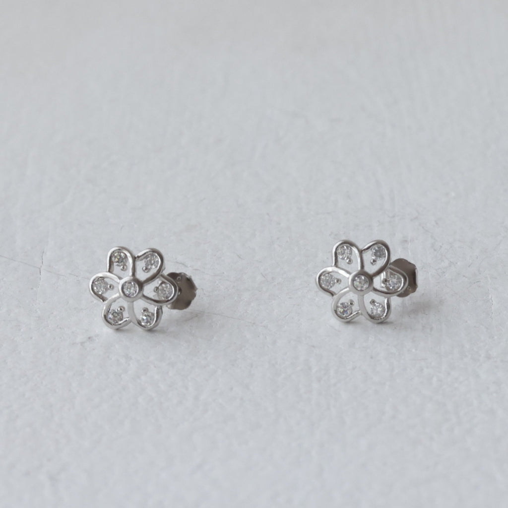 Classic Floral Cluster 92.5 Silver Earrings