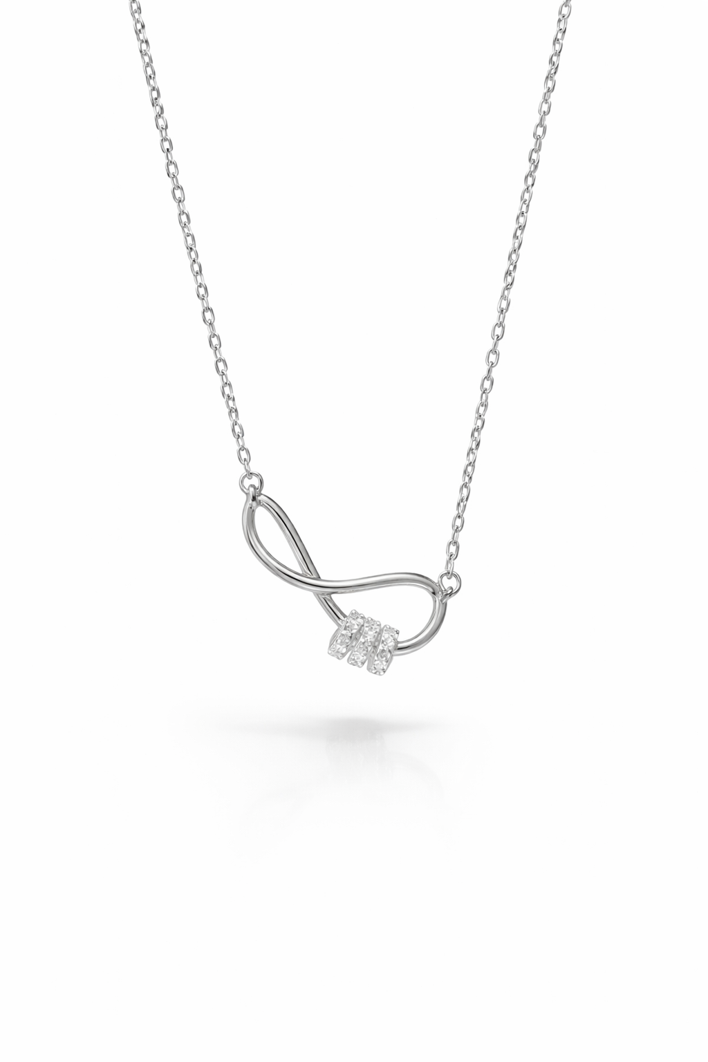 The Modern Flow Silver Loop Chain