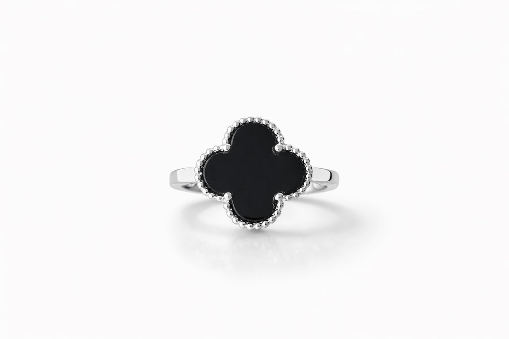 The Vega Midnight Clover Ring