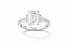 The Vega Trinity Emerald Ring