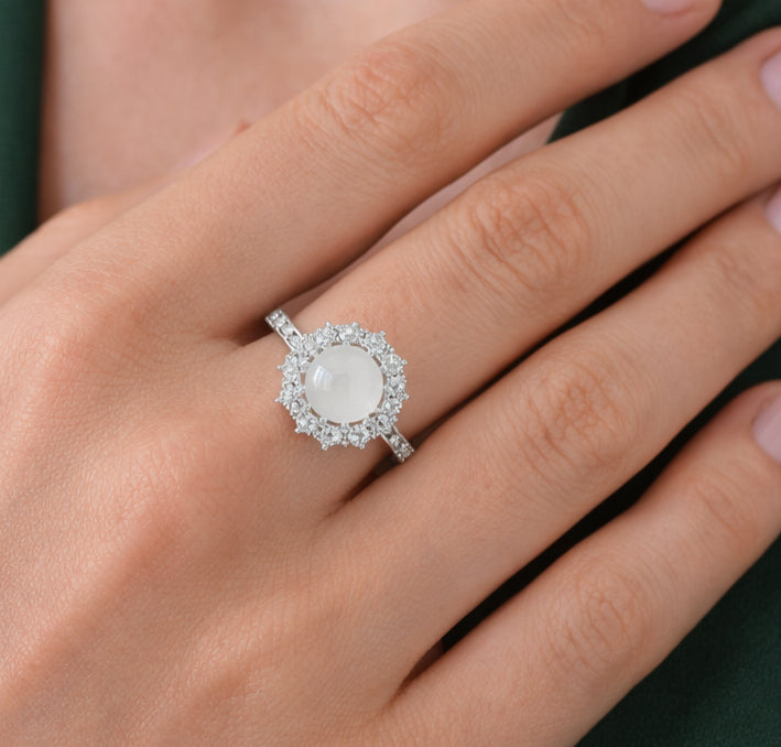 The Vega Lunar Radiance Ring