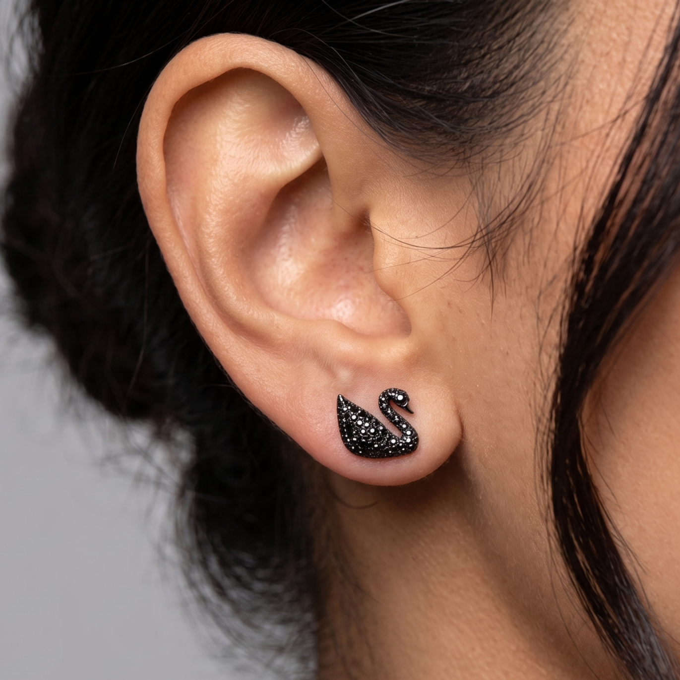 Black Crystal Pavé Swan 92.5 Silver Earrings