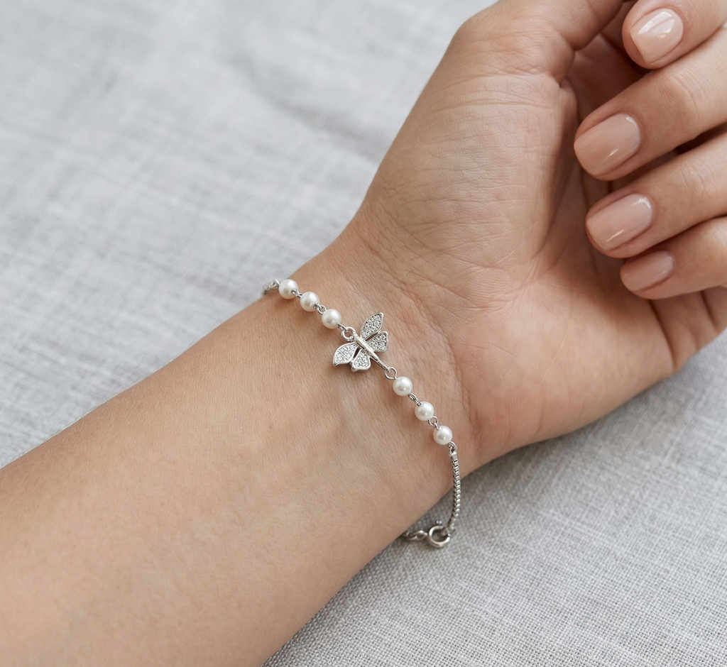 The Vega Silver Pearl & Dragonfly Bracelet