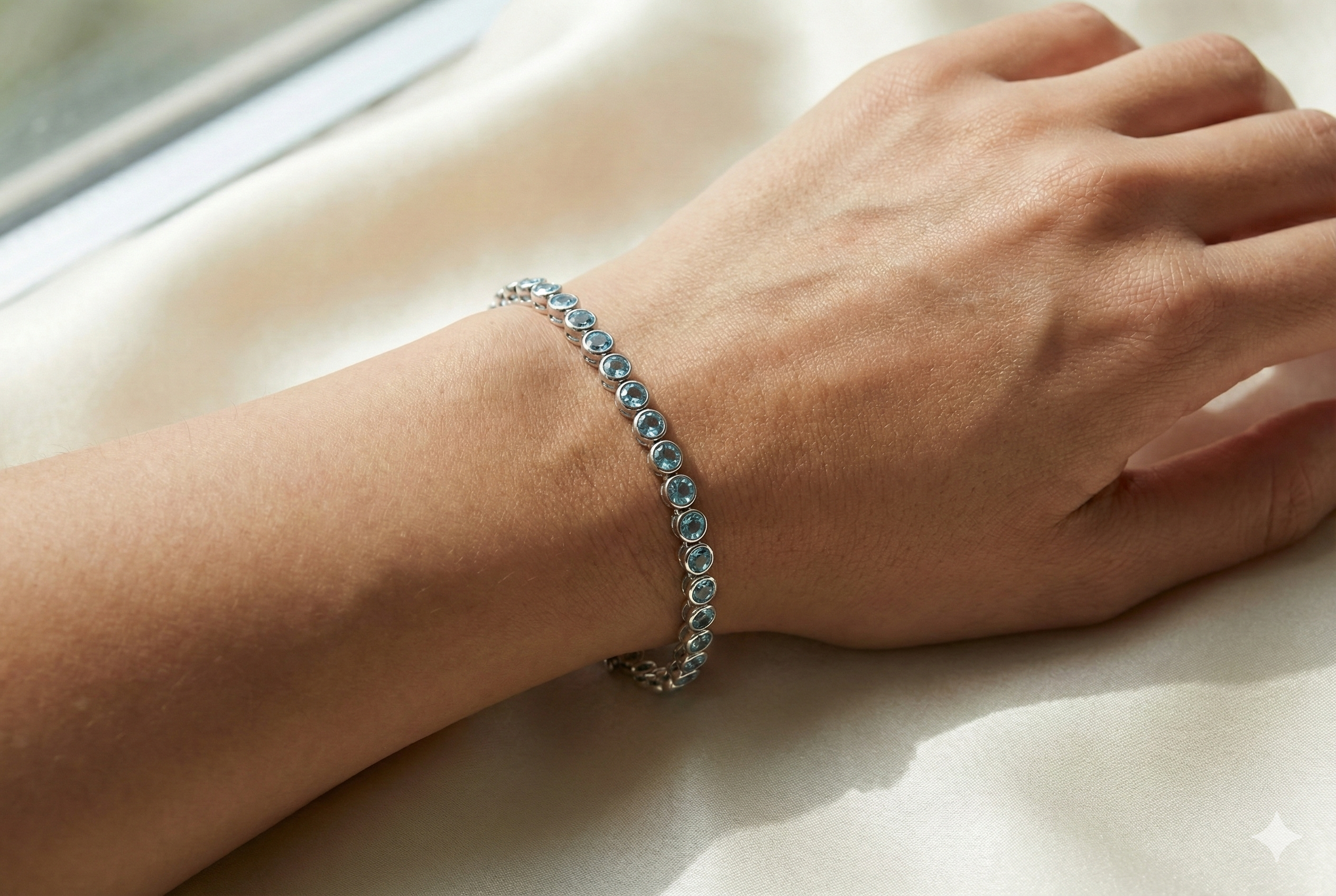 The Serene Azure Bezel Bracelet
