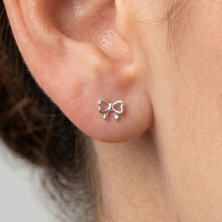 Classic Silver Sweetheart Bow Studs